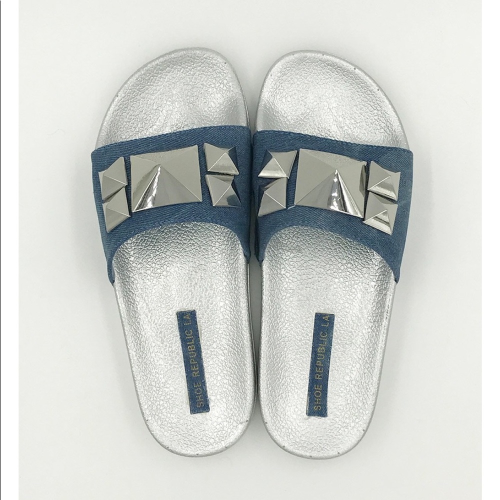 Studded slides